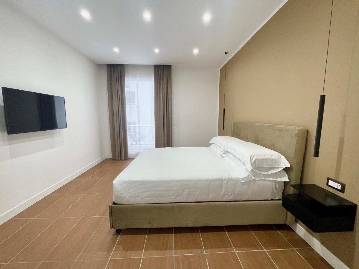 Aroma Apartment, Maschio Angioino-Porto Di Napoli ภายนอก รูปภาพ