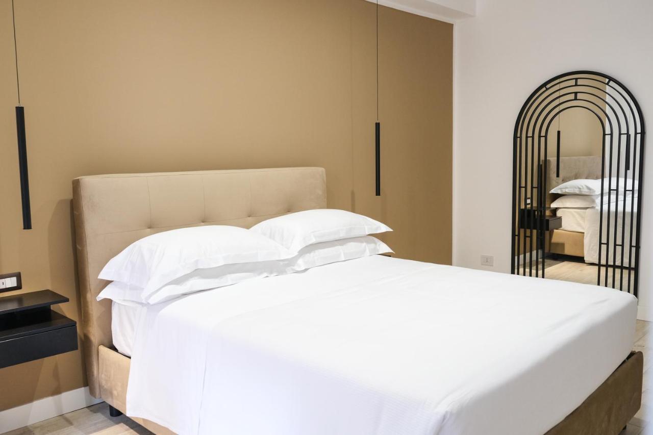 Aroma Apartment, Maschio Angioino-Porto Di Napoli ภายนอก รูปภาพ