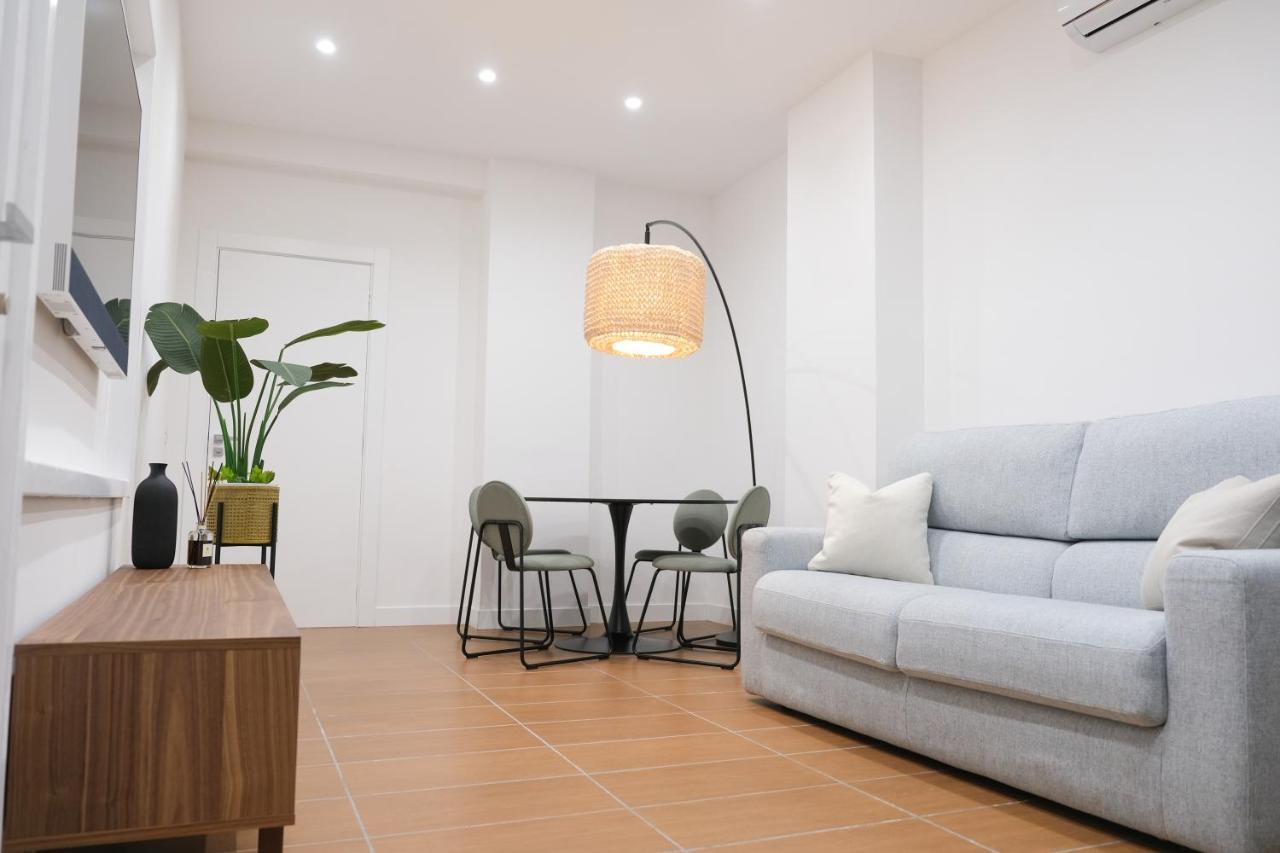 Aroma Apartment, Maschio Angioino-Porto Di Napoli ภายนอก รูปภาพ